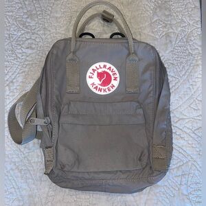 Fjall Raven Kanken Mini Backpack